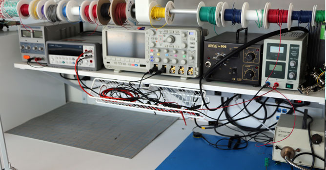 Kit de componentes básicos para iniciarse en la electrónica